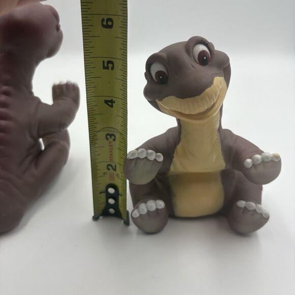 Vintage 1988 Land Before Time Pizza Hut Rubber Hand Puppet LITTLEFOOT - Picture 6 of 6